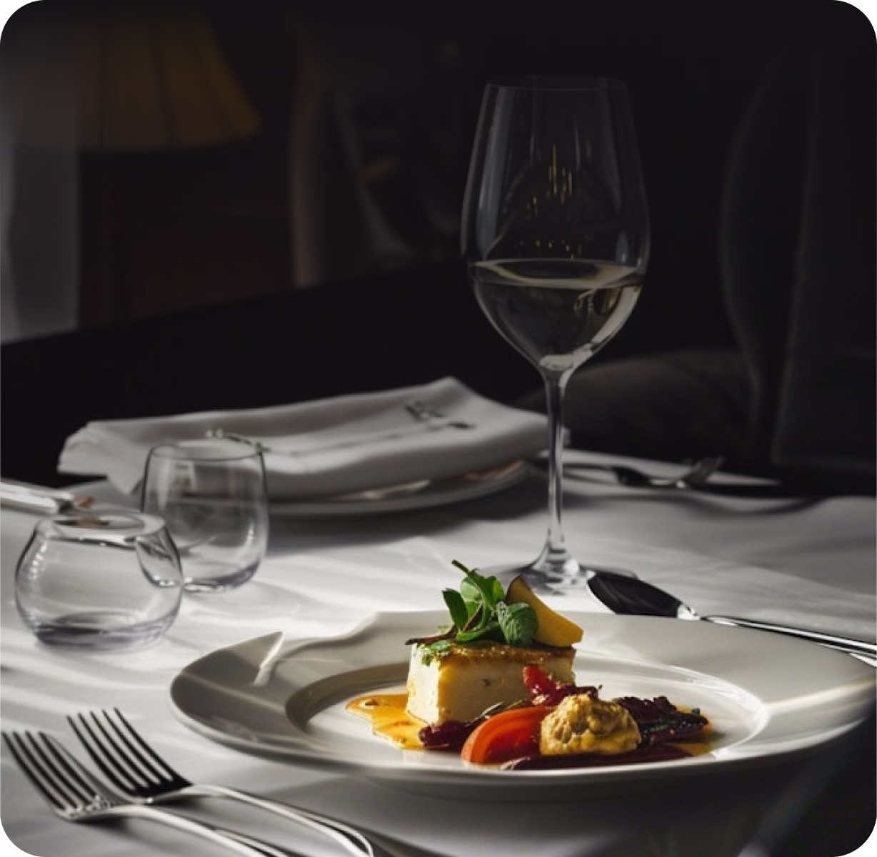 Order is instantly sent to the kitchen, bar, or administrator. Order is instantly sent to the kitchen, bar, or administrator.